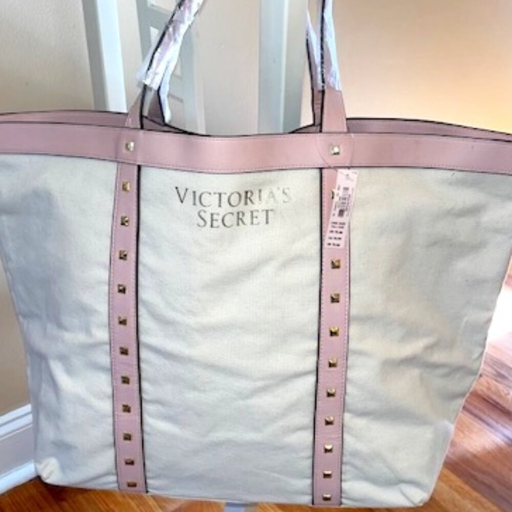 VICTORIA’S SECRET | Cream Pink Large Tote with Gold Studs Vegan-NWT